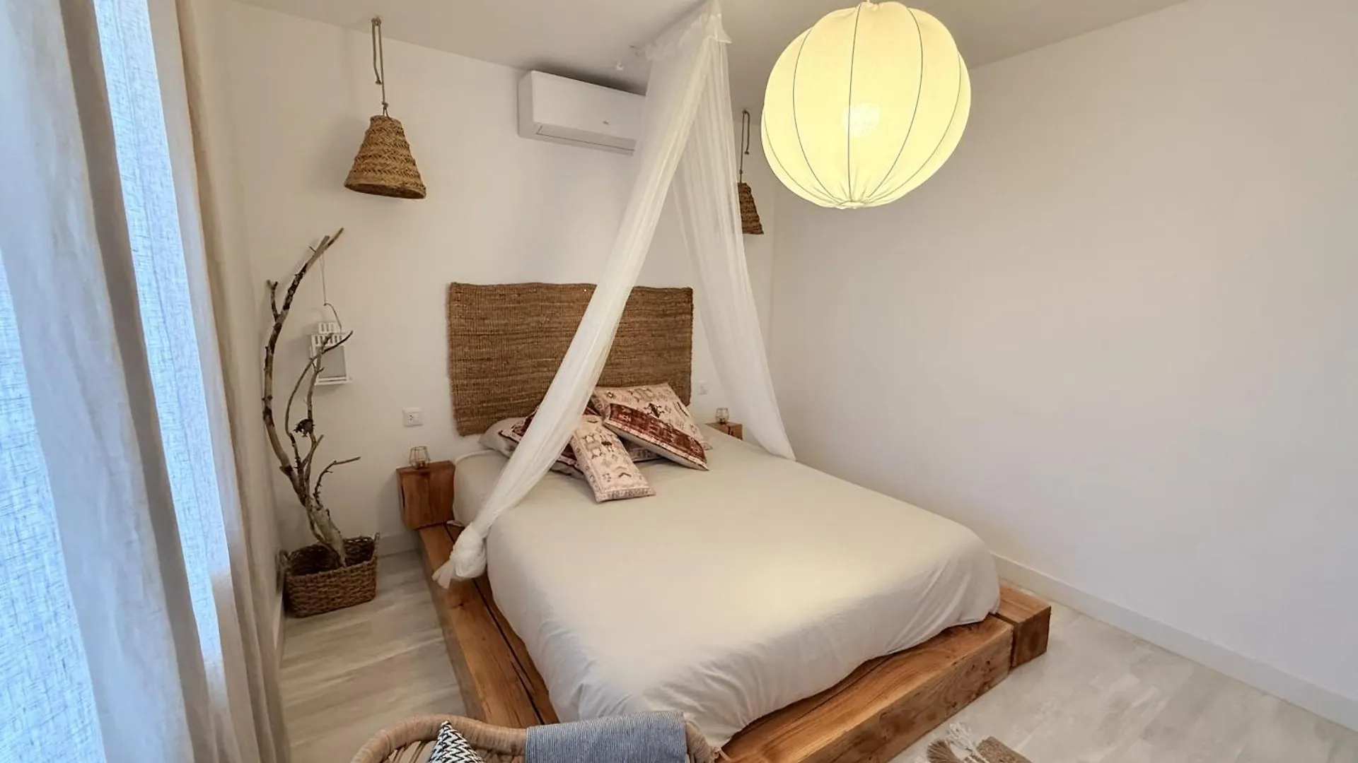 דירות פלטחה ד'ארו 011 Bajo Jardin Platja Daro 0*,  ספרד