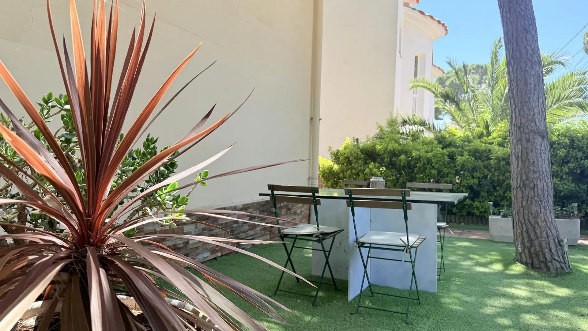 דירות פלטחה ד'ארו 011 Bajo Jardin Platja Daro ספרד